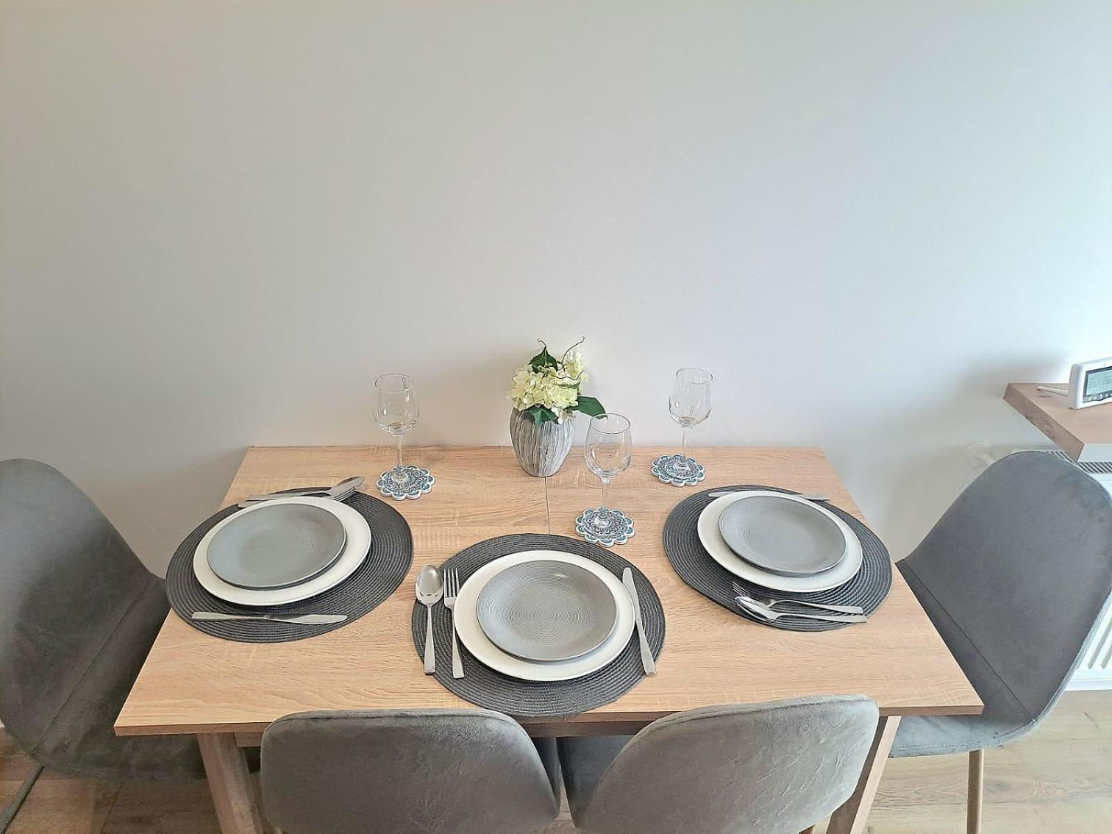 Mountain Breeze Luxury Apartment Ac & Parcare Privata บราชอฟ ภายนอก รูปภาพ