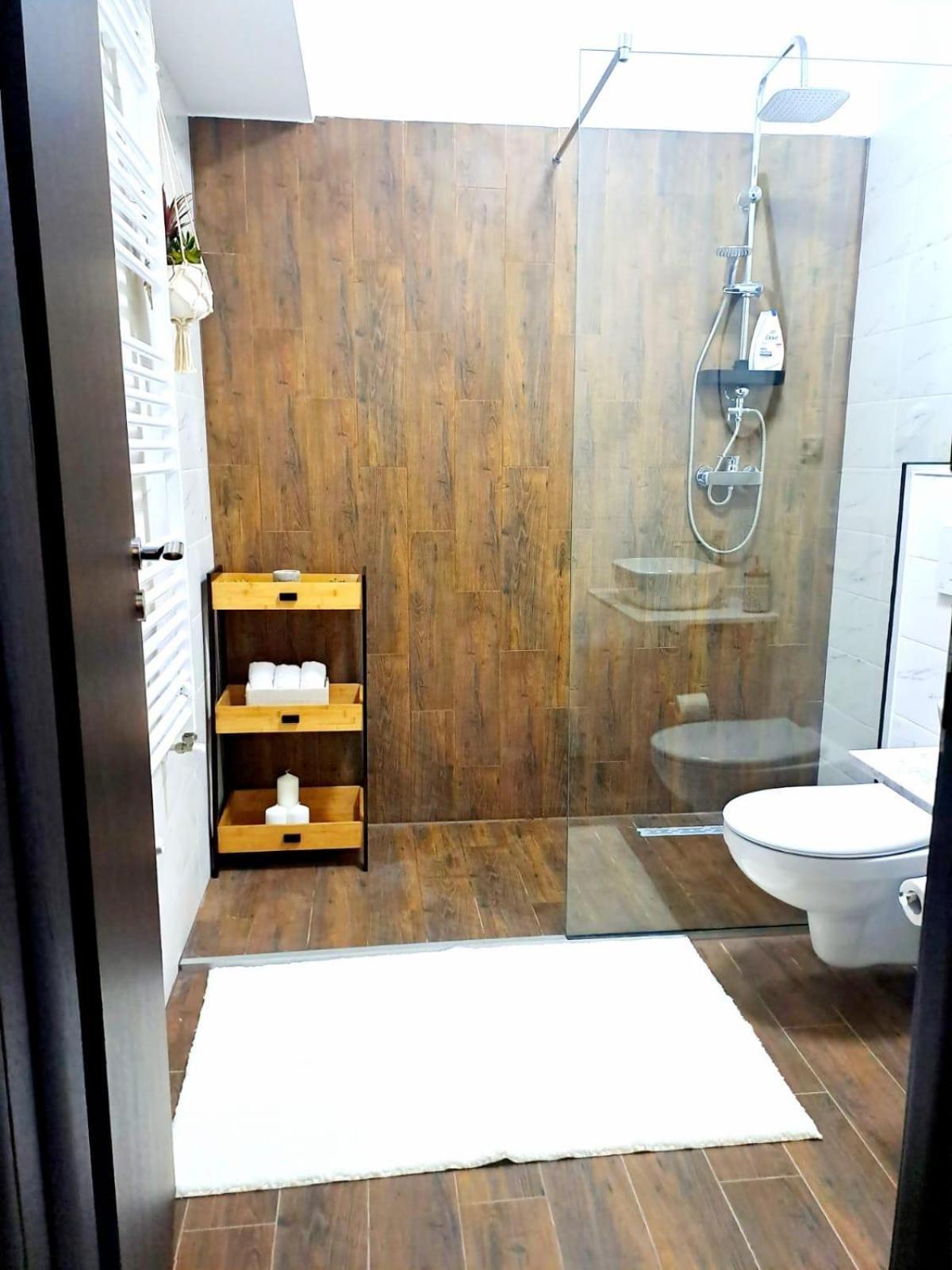 Mountain Breeze Luxury Apartment Ac & Parcare Privata บราชอฟ ภายนอก รูปภาพ