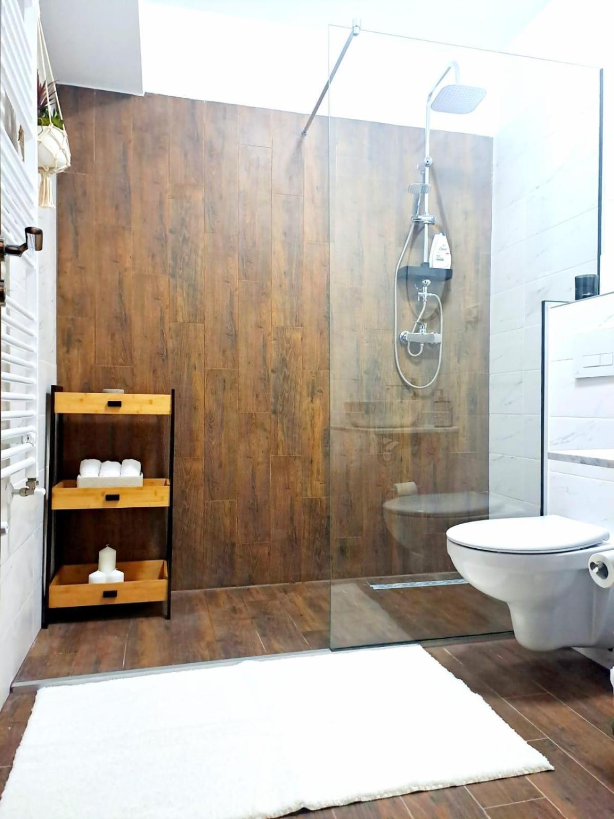 Mountain Breeze Luxury Apartment Ac & Parcare Privata บราชอฟ ภายนอก รูปภาพ